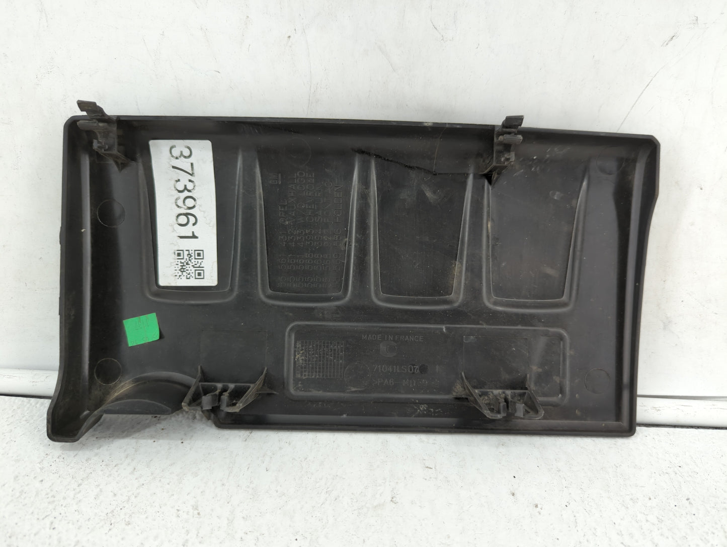 2015 Chevrolet Trax Engine Cover - Oemusedautoparts1.com