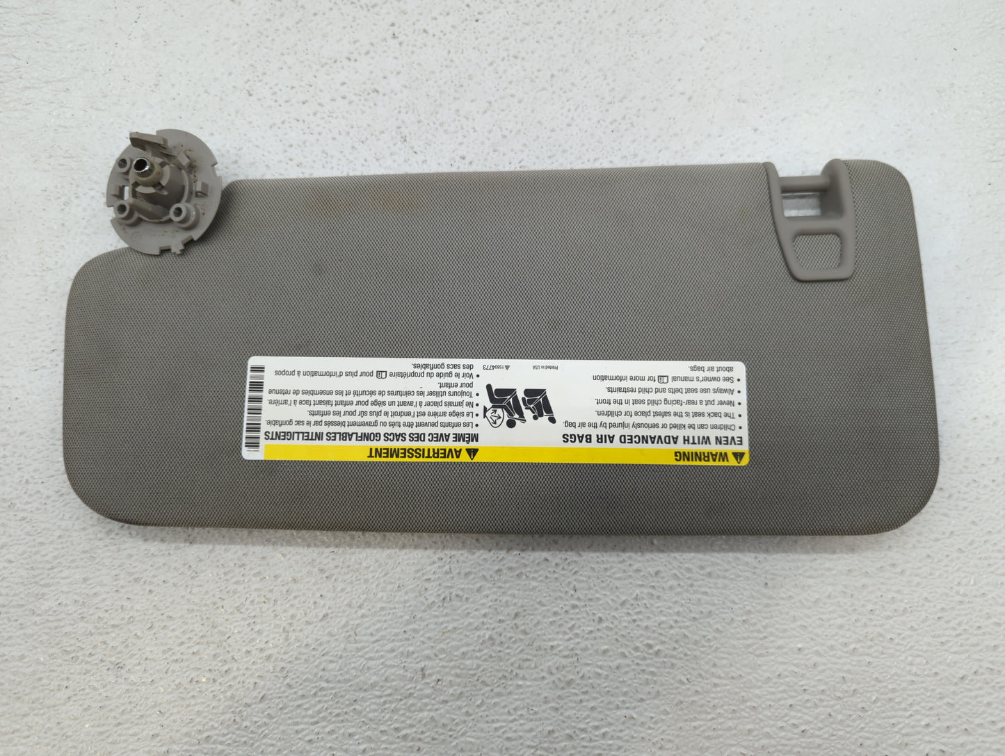 2015-2016 Chevrolet Trax Sun Visor Shade Replacement Passenger Right Mirror Fits Fits 2015 2016 OEM Used Auto Parts - Oemuse