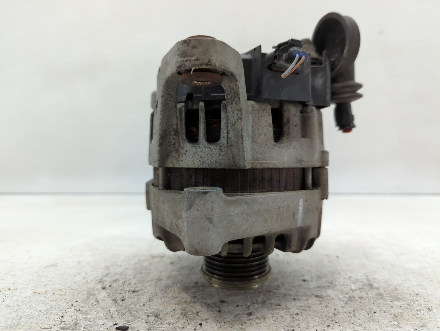 2013-2021 Chevrolet Trax Alternator Replacement Generator Charging Assembly Engine OEM P/N:13588289 Fits OEM Used Auto Parts