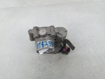 2011-2015 Chevrolet Volt Throttle Body P/N:0 280 750 579 55581682 Fits Fits 2011 2012 2013 2014 2015 2016 OEM Used Auto Parts