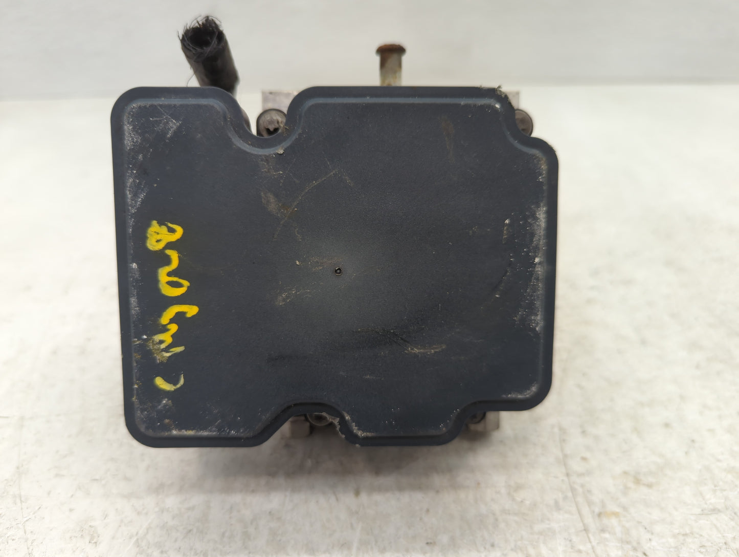 2015 Chrysler 200 ABS Pump Control Module Replacement P/N:68232471AB Fits OEM Used Auto Parts - Oemusedautoparts1.com