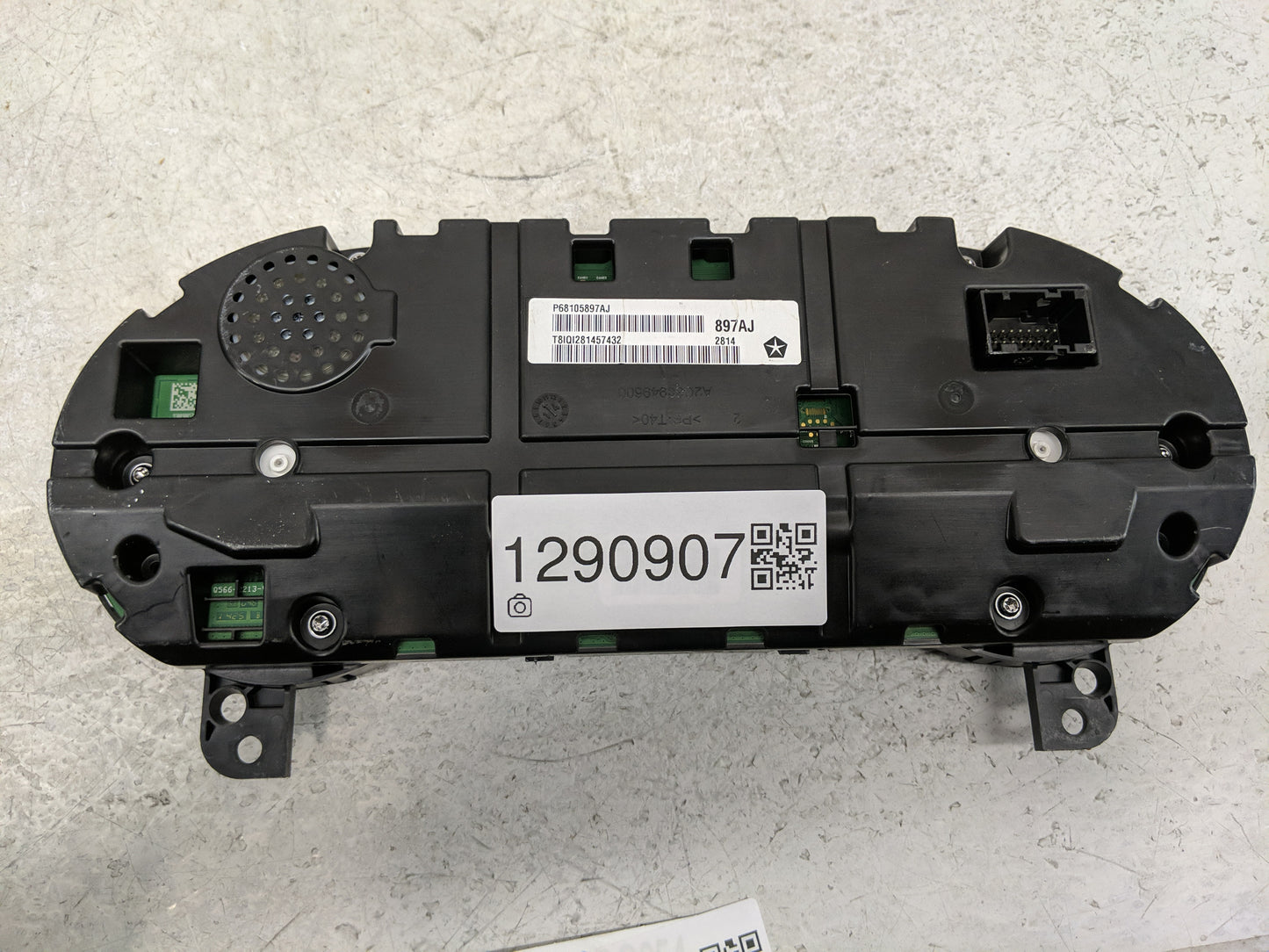 2015 Chrysler 200 Instrument Cluster Speedometer Gauges P/N:P68105897AJ Fits OEM Used Auto Parts - Oemusedautoparts1.com