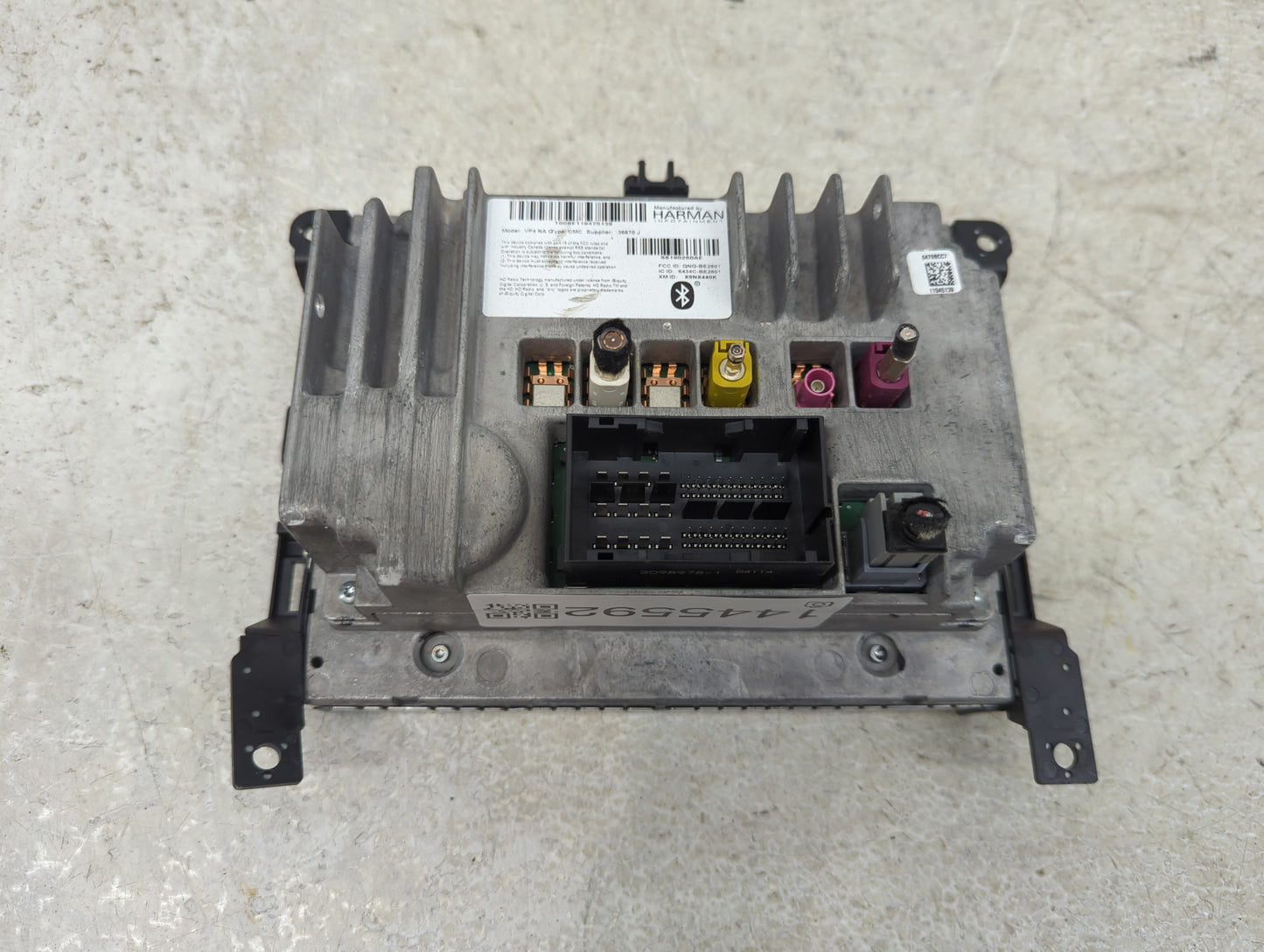 2015 Chrysler 200 Information Display Screen - Oemusedautoparts1.com