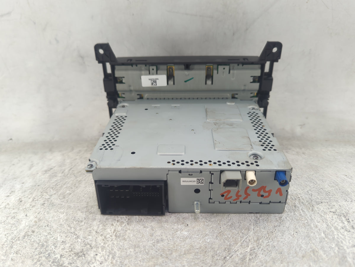 2015 Chrysler 200 Information Radio Display Screen 1494910 - Oemusedautoparts1.com