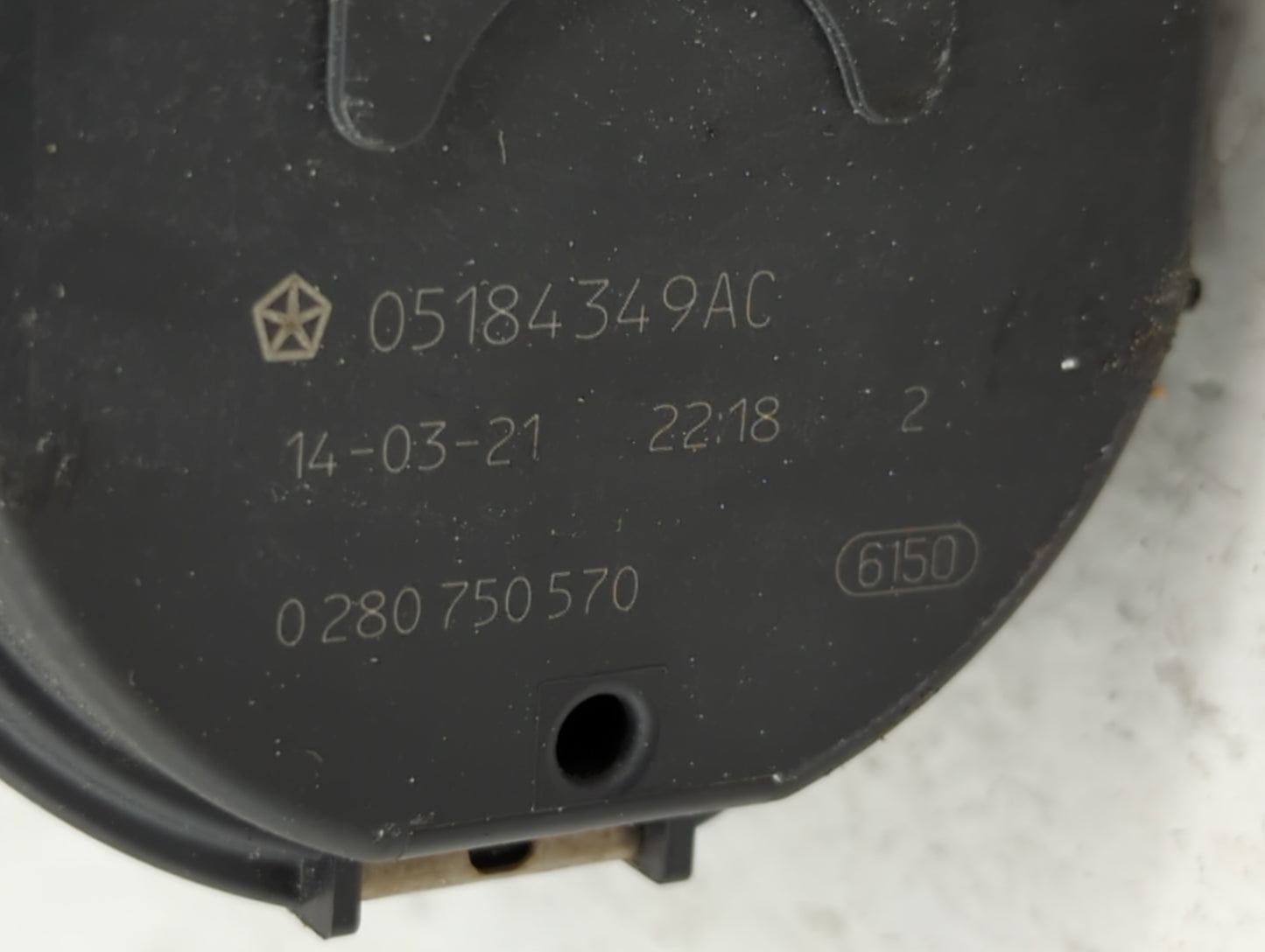 2011-2017 Chrysler 200 Throttle Body P/N:05184349AD 05184349AC Fits Fits 2011 2012 2013 2014 2015 2016 2017 2018 2019 OEM Us