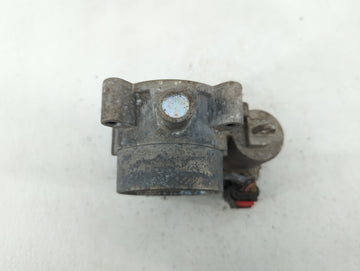 2015-2017 Chrysler 200 Throttle Body P/N:04891970AB Fits Fits 2014 2015 2016 2017 2018 2019 2020 2021 2022 OEM Used Auto Parts