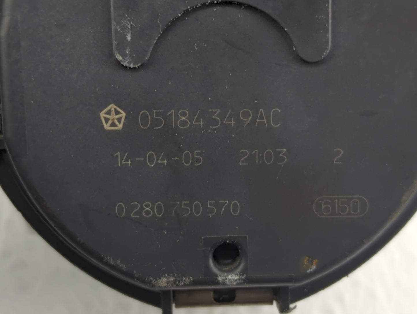 2011-2017 Chrysler 200 Throttle Body P/N:05184349AC Fits Fits 2011 2012 2013 2014 2015 2016 2017 2018 2019 2020 2021 2022 OE