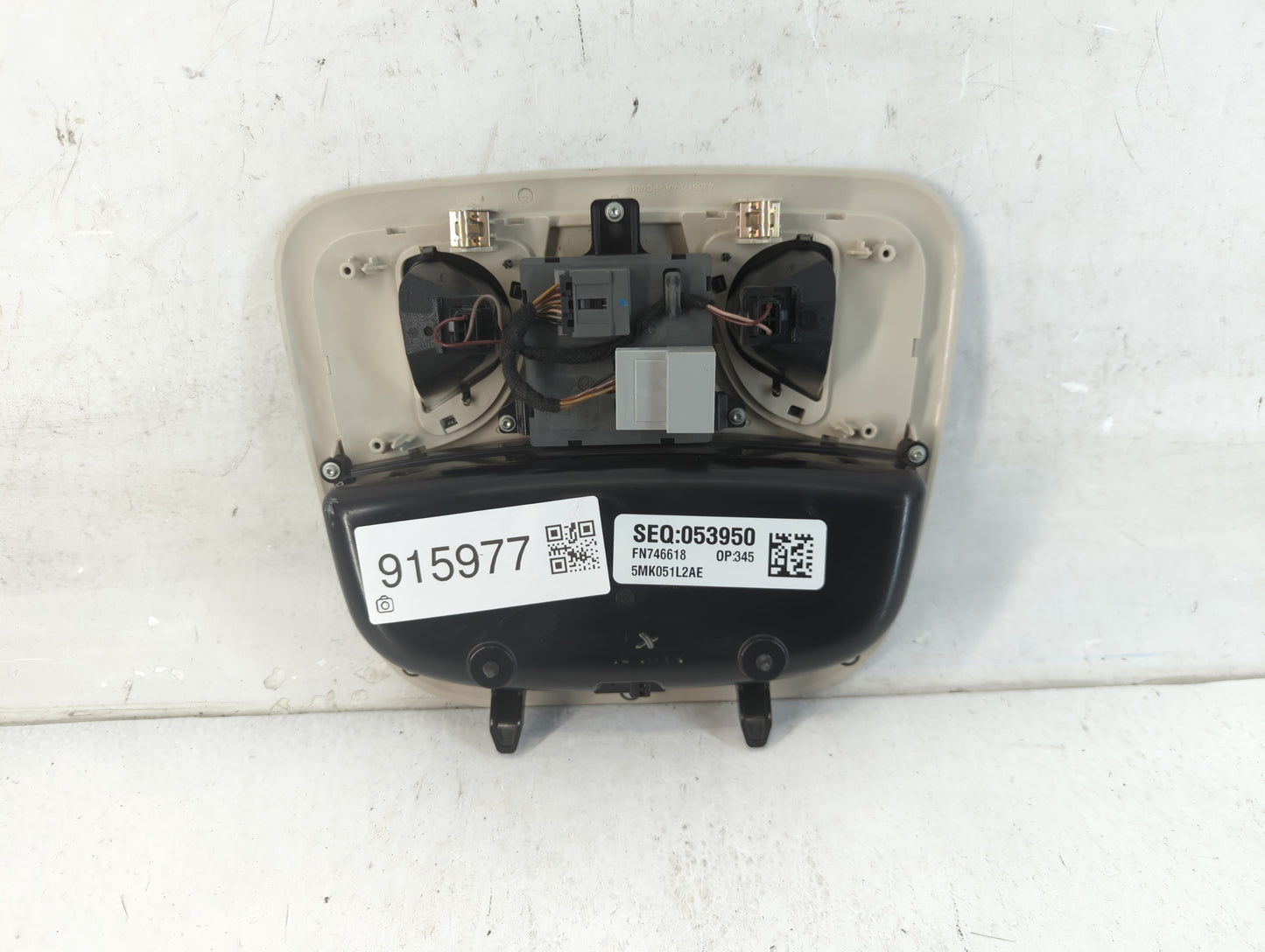 2015 Chrysler 200 Overhead Roof Console - Oemusedautoparts1.com