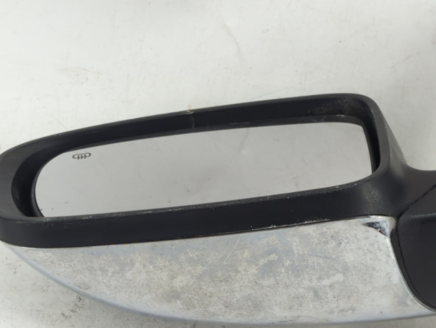 2015-2021 Chrysler 300 Driver Side View Mirror - Left Door Mirror OEM Used - Oemusedautoparts1.com