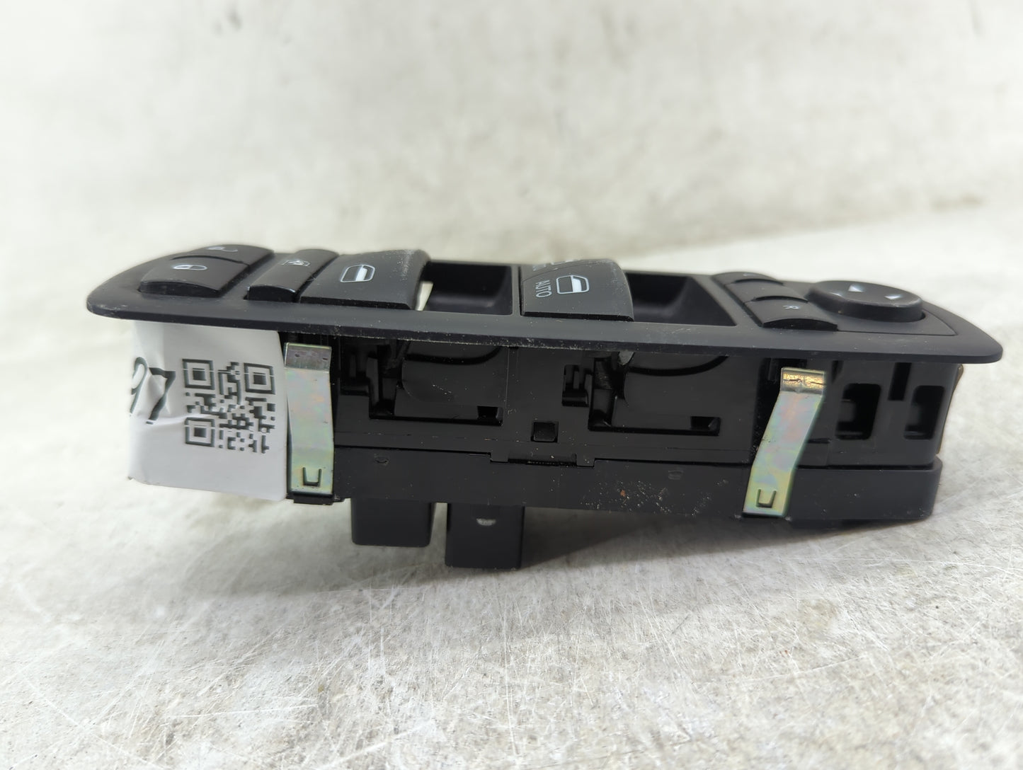 2015-2019 Chrysler 300 Master Power Window Switch Replacement Driver Side Left P/N:68262253AA Fits OEM Used Auto Parts - Oem