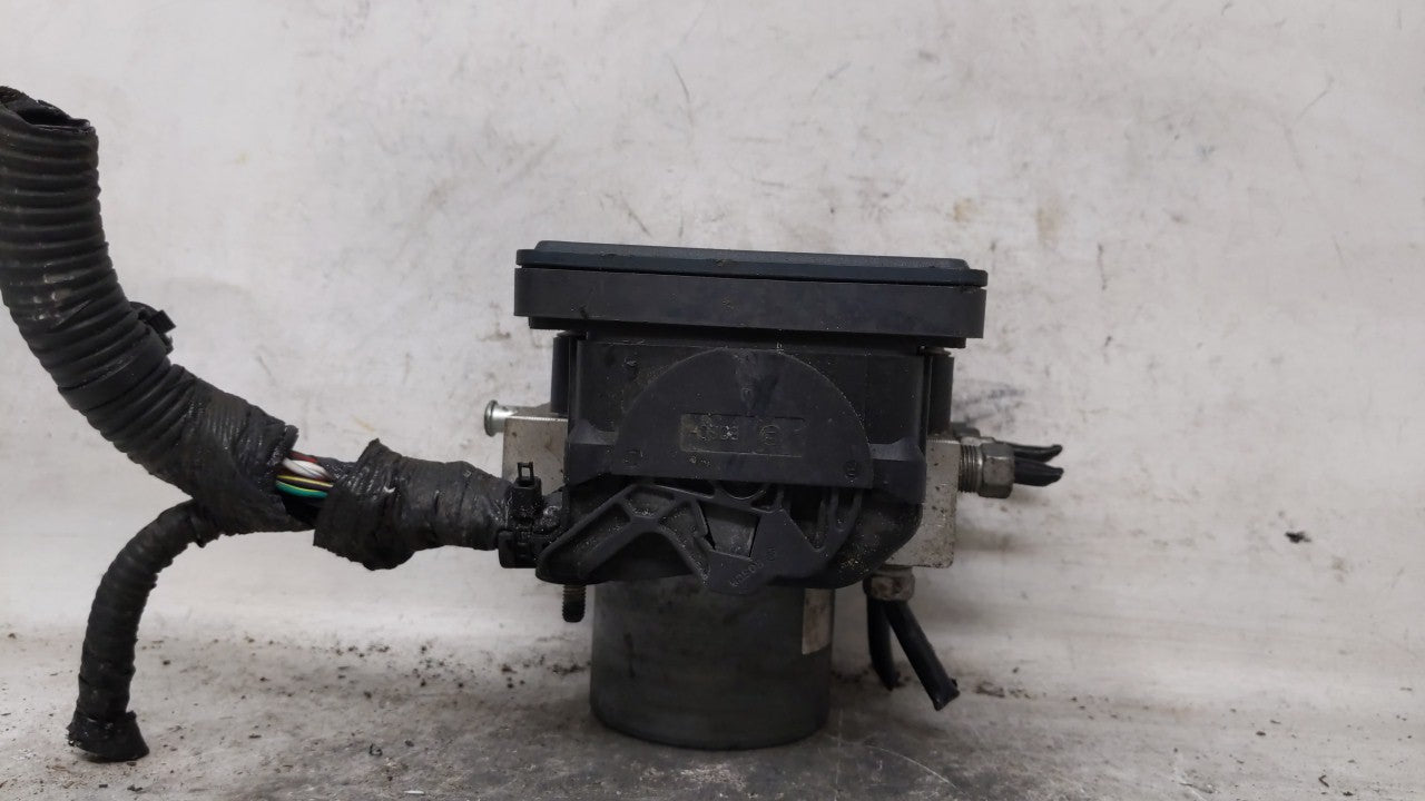 2014 Chrysler Town & Country ABS Pump Control Module Replacement P/N:68183803AC Fits OEM Used Auto Parts - Oemusedautoparts1