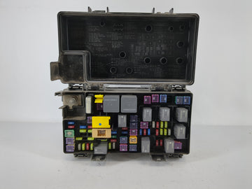 Dodge Caravan Fusebox Fuse Box Relay Module Tipm 68239606aa