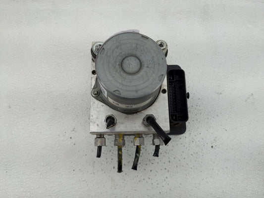 2015 Dodge Caravan ABS Pump Control Module Replacement P/N:P68183B03AC Fits Fits 2016 2017 2018 2019 2020 OEM Used Auto Parts