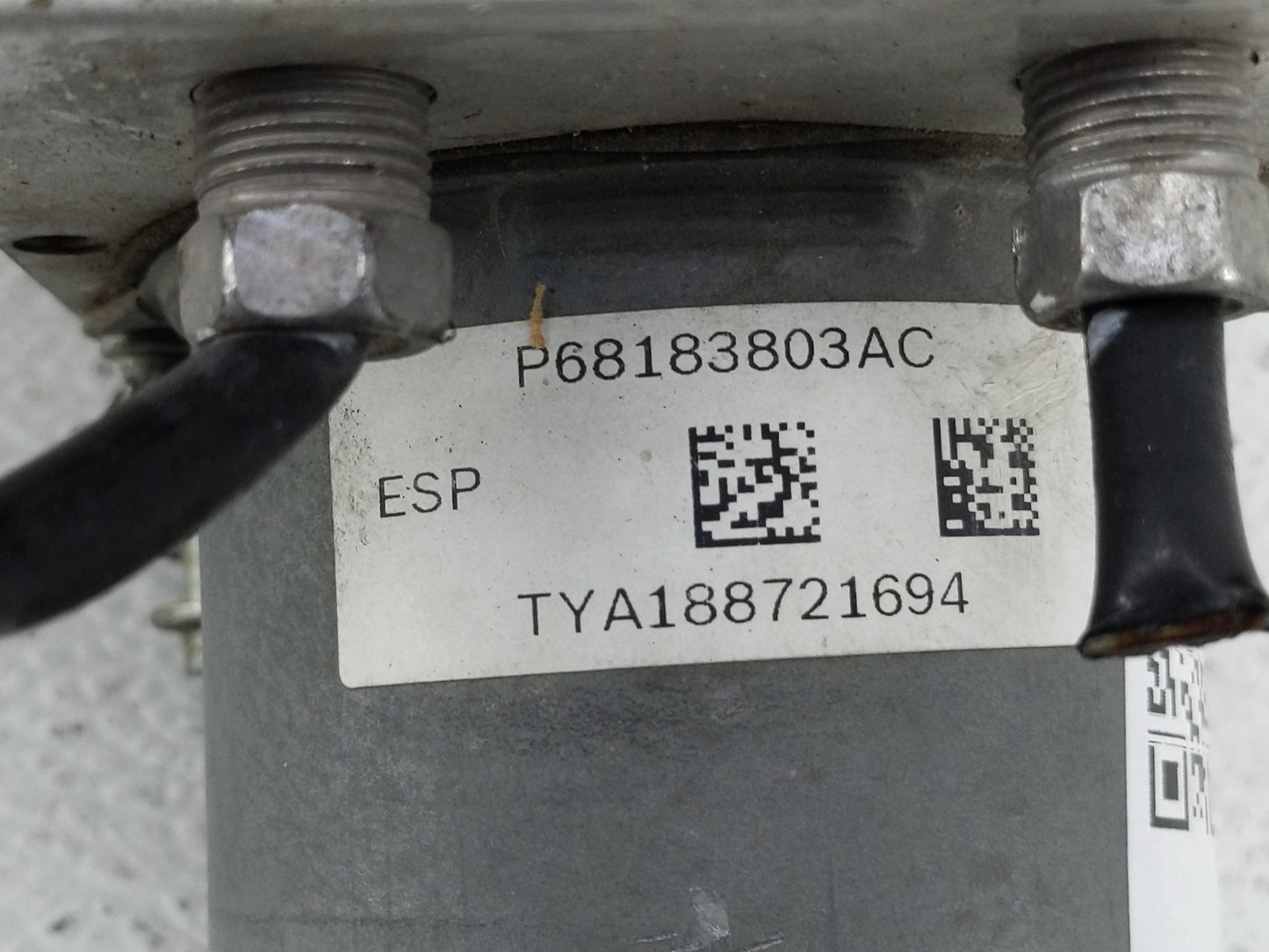 2015 Dodge Caravan ABS Pump Control Module Replacement P/N:P68183B03AC Fits Fits 2016 2017 2018 2019 2020 OEM Used Auto Part