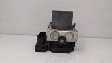 2015 Dodge Caravan ABS Pump Control Module Replacement P/N:P68183803AC P68183803AD Fits Fits 2016 2017 2018 OEM Used Auto Parts
