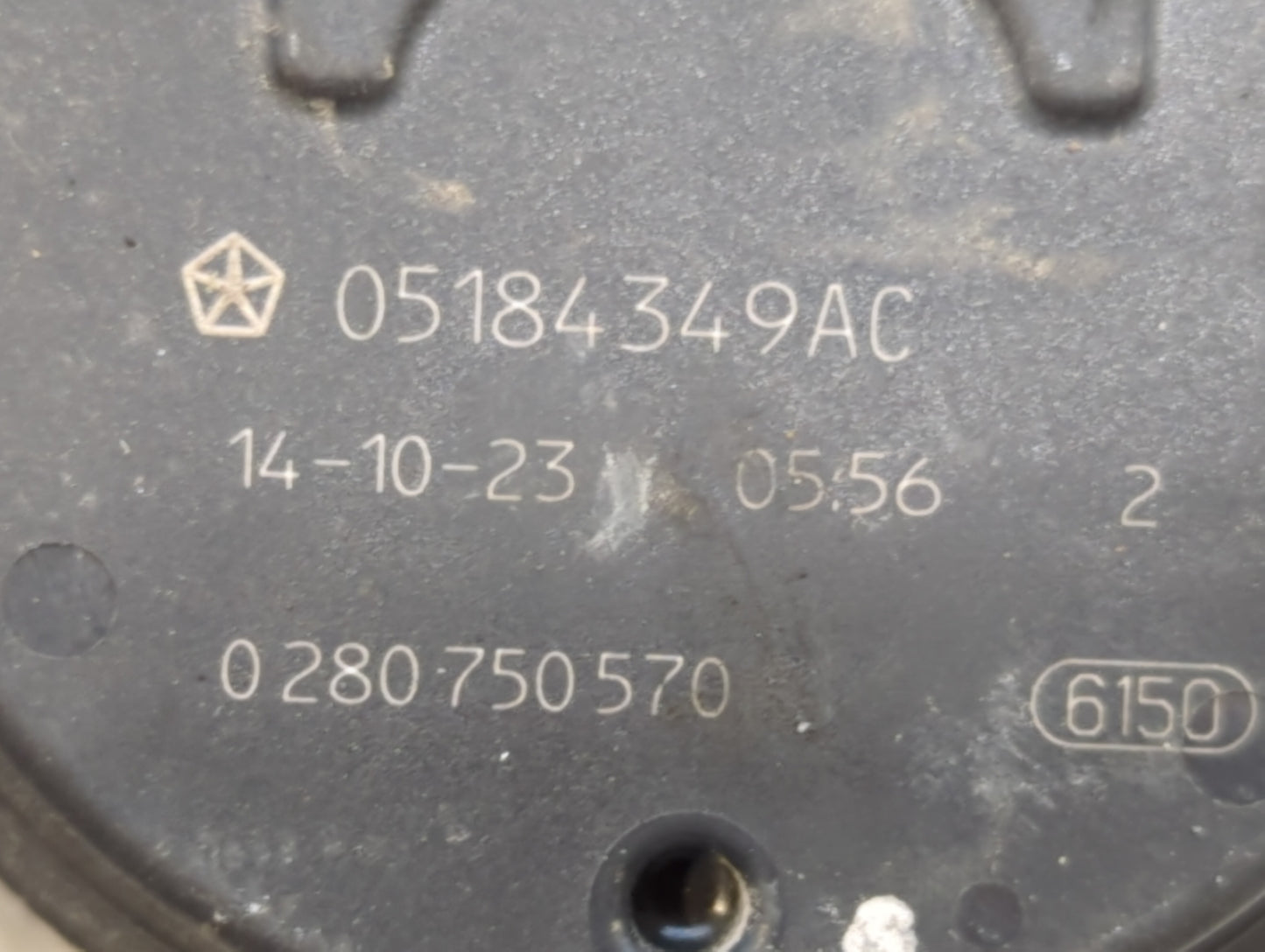 2015 Dodge Caravan Throttle Body P/N:05184349AC Fits Fits 2011 2012 2013 2014 2016 2017 2018 2019 2020 2021 2022 OEM Used Au