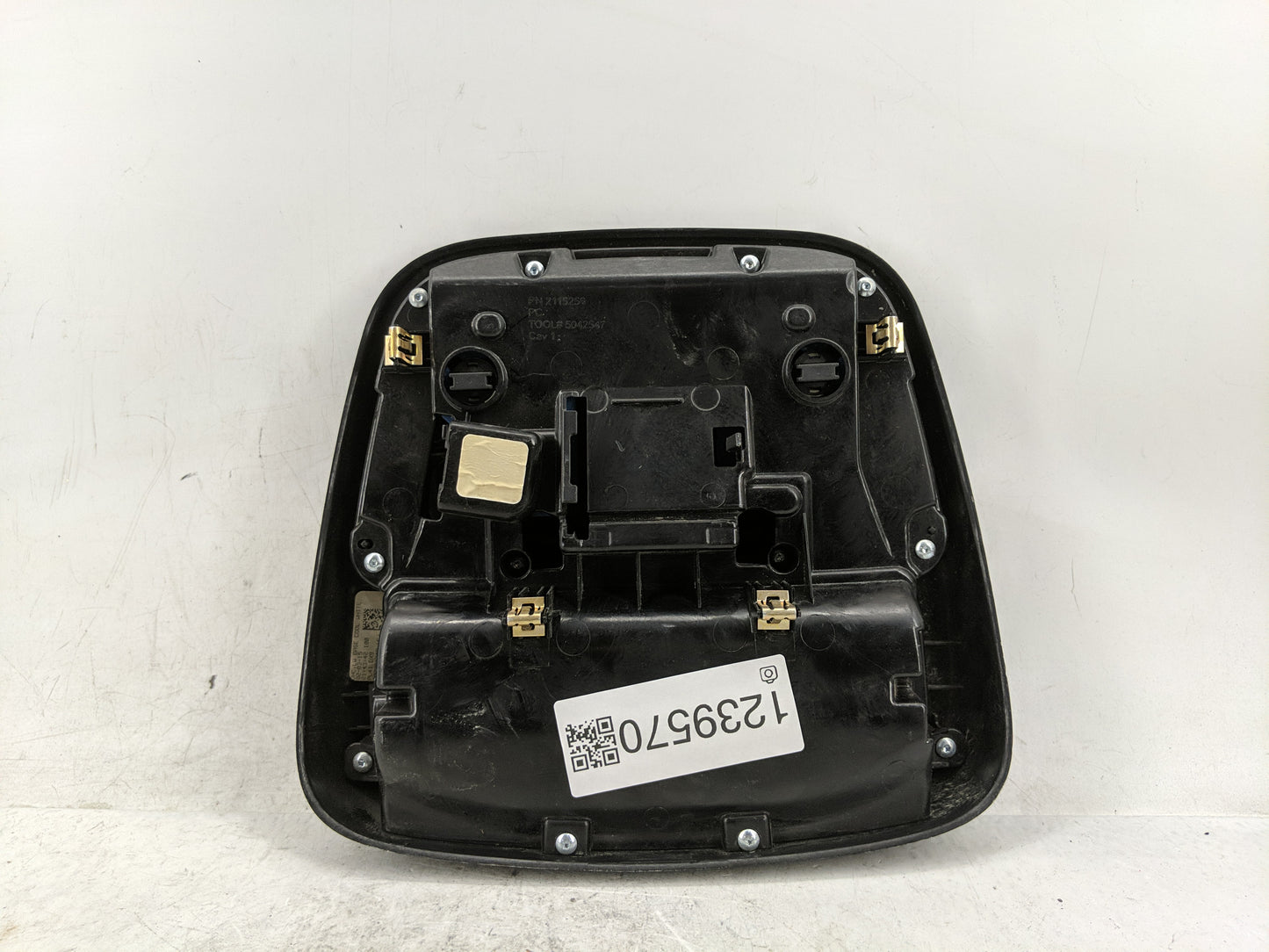 2015 Dodge Charger Overhead Roof Console - Oemusedautoparts1.com