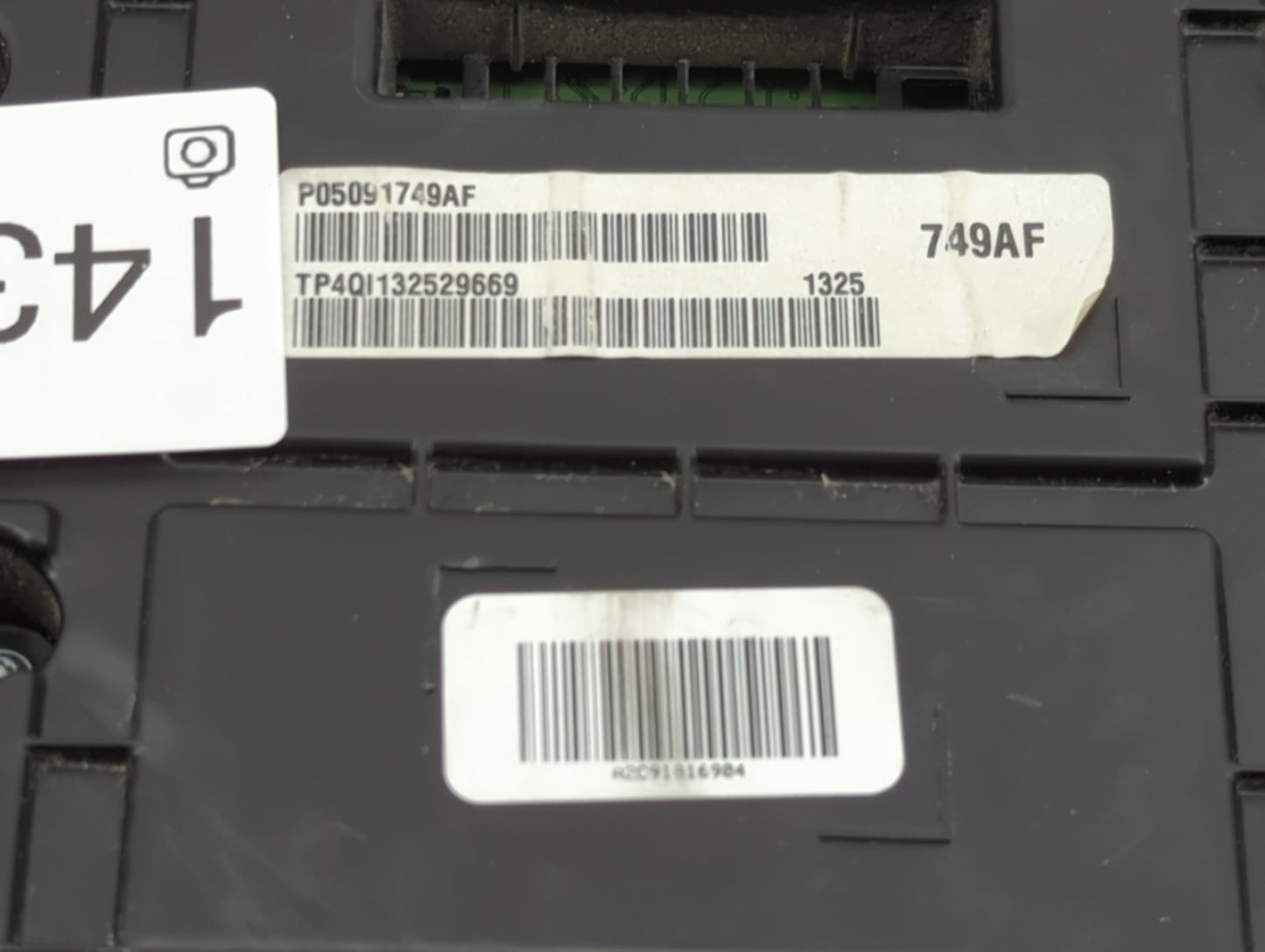 2015 Dodge Charger Instrument Cluster Speedometer Gauges P/N:P05091749AF A2C91816984 Fits OEM Used Auto Parts - Oemusedautop