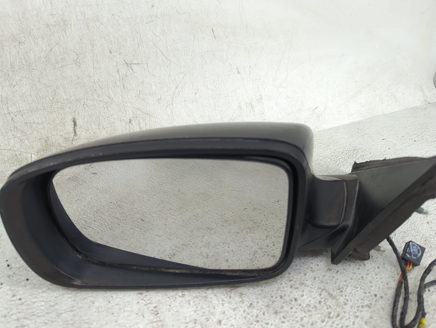 2015-2020 Dodge Charger Driver Side View Mirror - Left Door Mirror OEM Used - Oemusedautoparts1.com