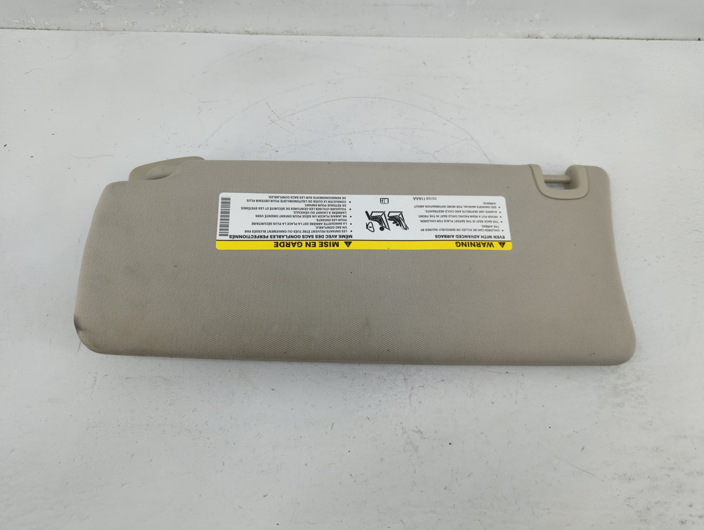 2015-2016 Dodge Dart Sun Visor Shade Replacement Passenger Right Mirror Fits Fits 2015 2016 OEM Used Auto Parts - Oemusedaut