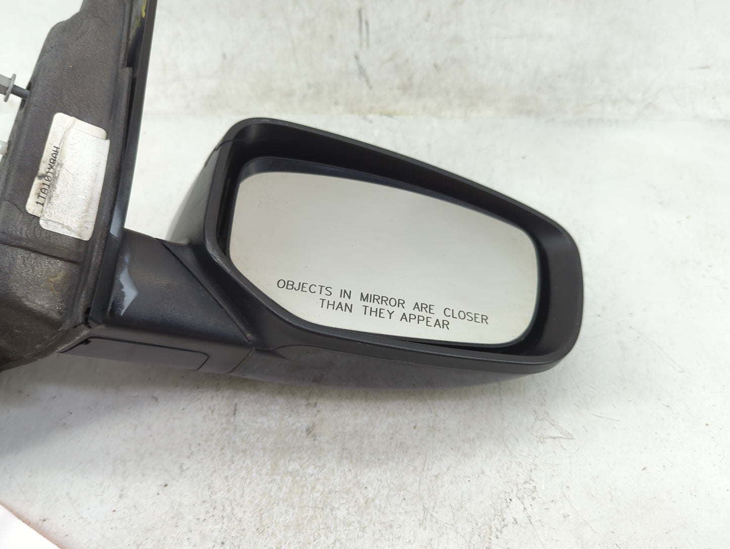 2013-2016 Dodge Dart Passenger Side View Mirror - Right Door Mirror OEM Used - Oemusedautoparts1.com