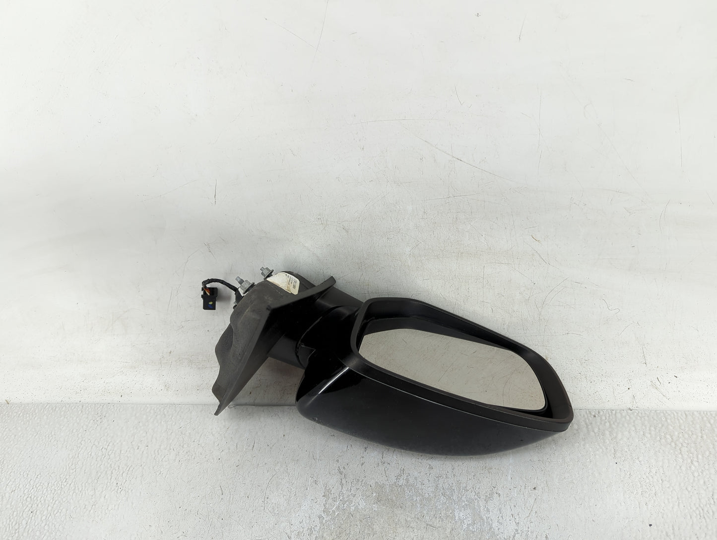 2013-2016 Dodge Dart Driver Side View Mirror - Left Door Mirror OEM Used - Oemusedautoparts1.com