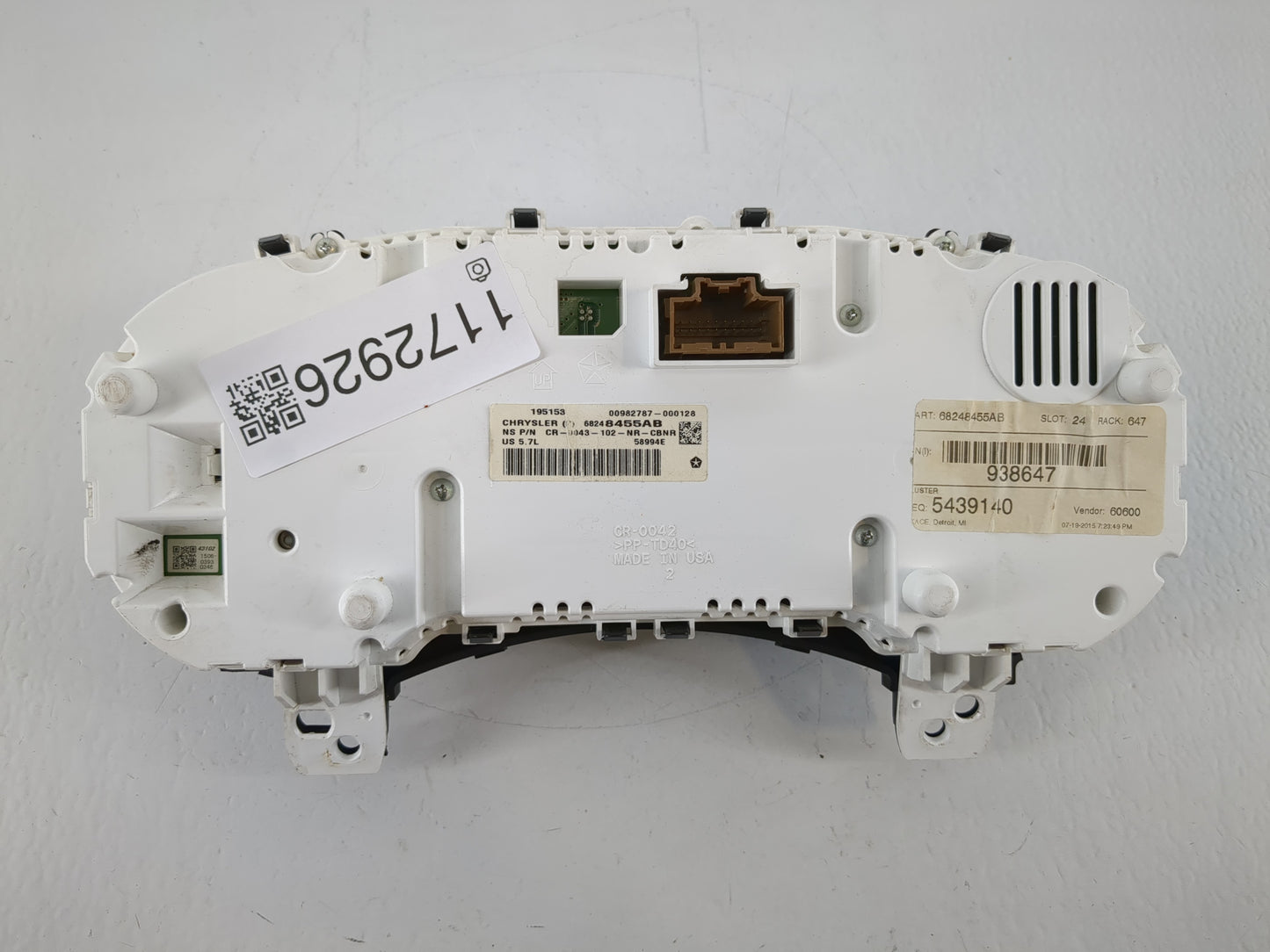 2015 Dodge Durango Instrument Cluster Speedometer Gauges P/N:CR-0043-102-NR-CBNR Fits OEM Used Auto Parts - Oemusedautoparts