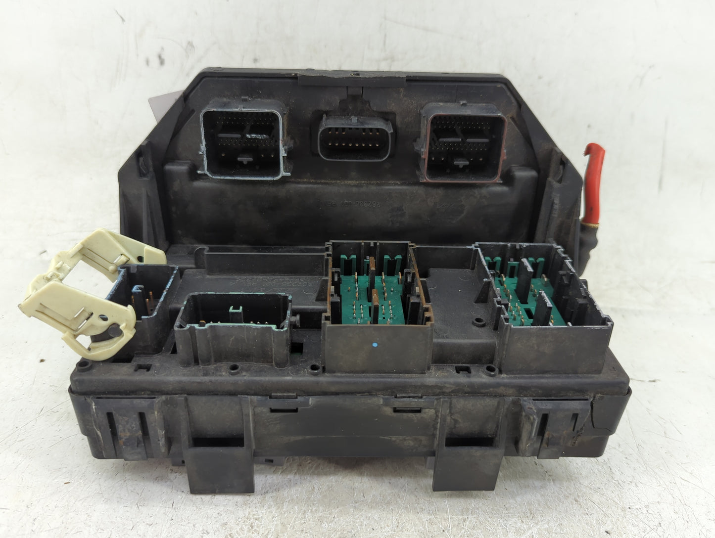 2015 Dodge Grand Caravan Fusebox Fuse Box Panel Relay Module P/N:68239606AA Fits OEM Used Auto Parts - Oemusedautoparts1.com