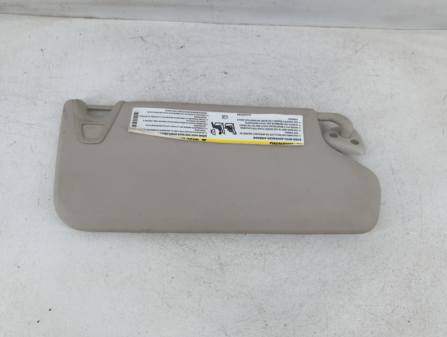 2015 Dodge Journey Sun Visor Shade Replacement Driver Left Mirror Fits OEM Used Auto Parts - Oemusedautoparts1.com