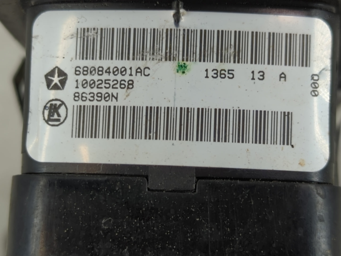 2015 Dodge Journey Master Power Window Switch Replacement Driver Side Left P/N:68084001AC Fits OEM Used Auto Parts - Oemused