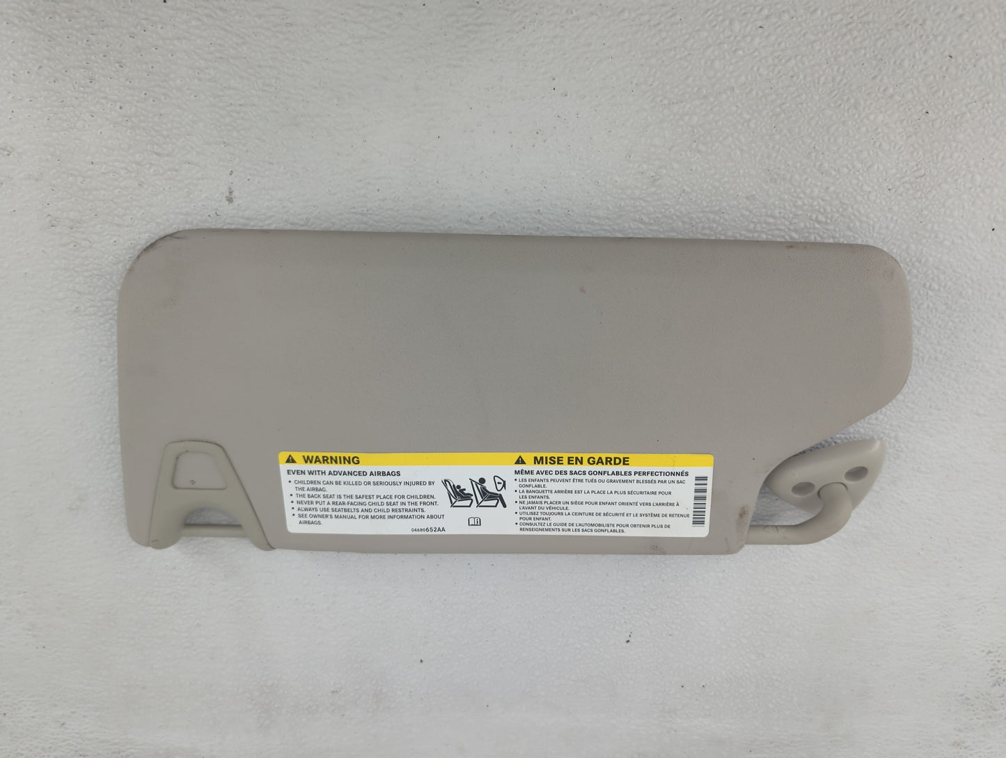 2015 Dodge Journey Sun Visor Shade Replacement Passenger Right Mirror Fits OEM Used Auto Parts - Oemusedautoparts1.com