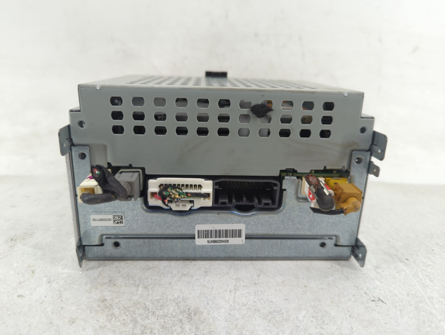 2018-2020 Dodge Journey Radio AM FM Cd Player Receiver Replacement P/N:P68209665AD Fits Fits 2018 2019 2020 OEM Used Auto Pa