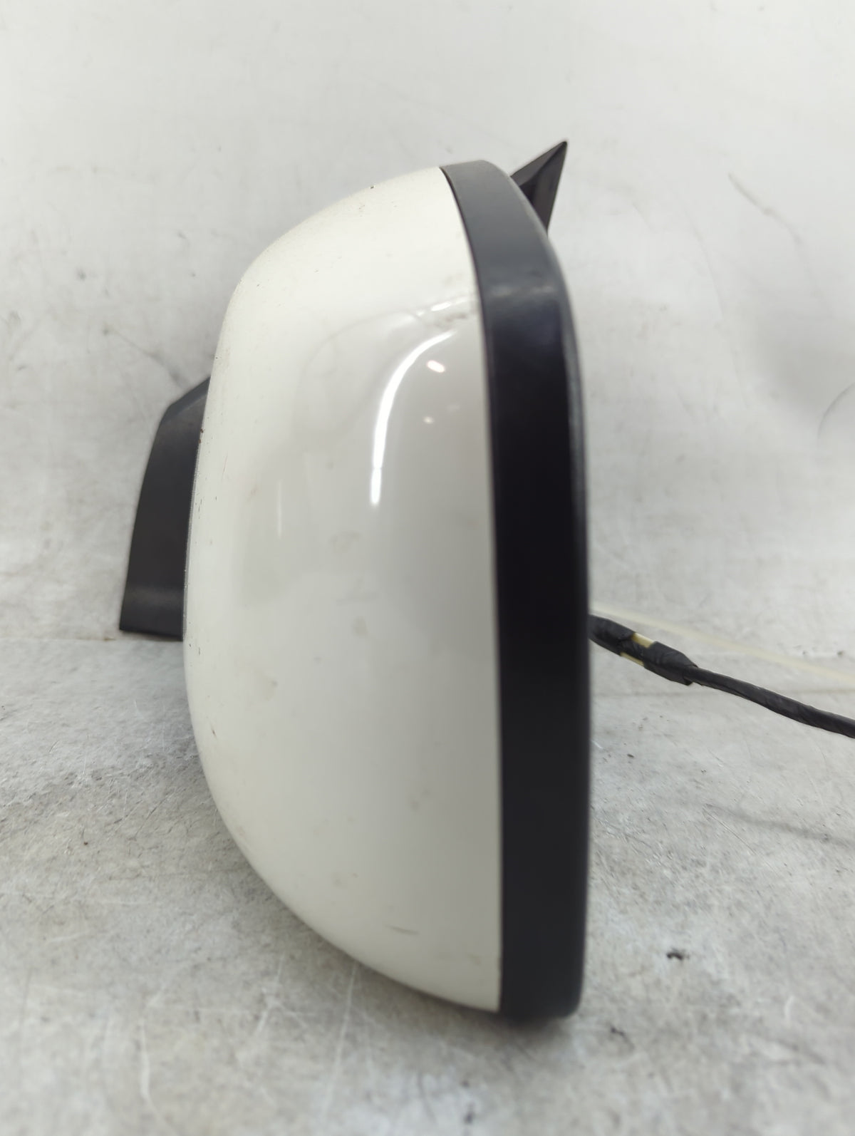 2011-2015 Dodge Journey Driver Side View Mirror - Left Door Mirror OEM Used - Oemusedautoparts1.com
