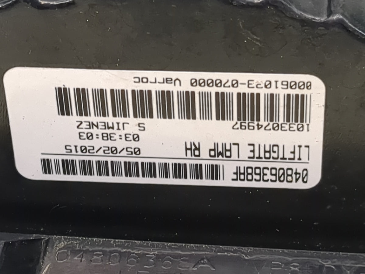 2015 Dodge Journey Passenger Right Side Deck Lid Mounted Tail Light 1513684 - Oemusedautoparts1.com