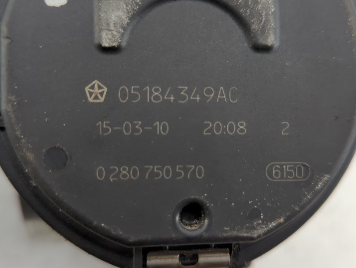 2011-2019 Dodge Journey Throttle Body P/N:05184349AE 05184349AC Fits OEM Used Auto Parts - Oemusedautoparts1.com