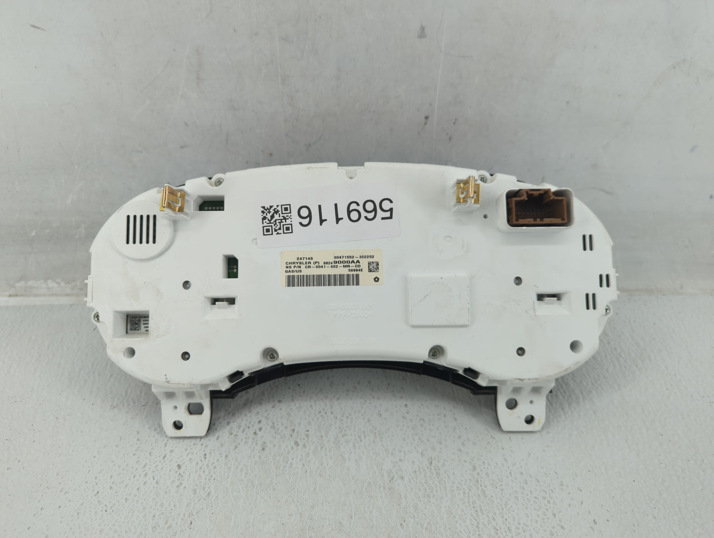 2015 Dodge Journey Instrument Cluster Speedometer Gauges P/N:00471552-302252 68249000AA Fits OEM Used Auto Parts - Oemusedau