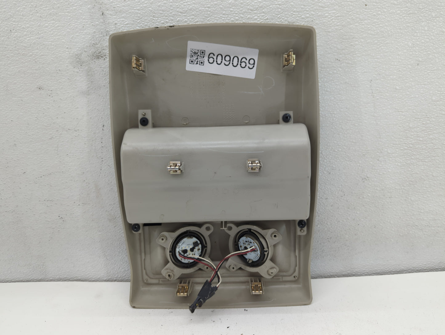 2012-2019 Dodge Journey Overhead Roof Console 690609 - Oemusedautoparts1.com