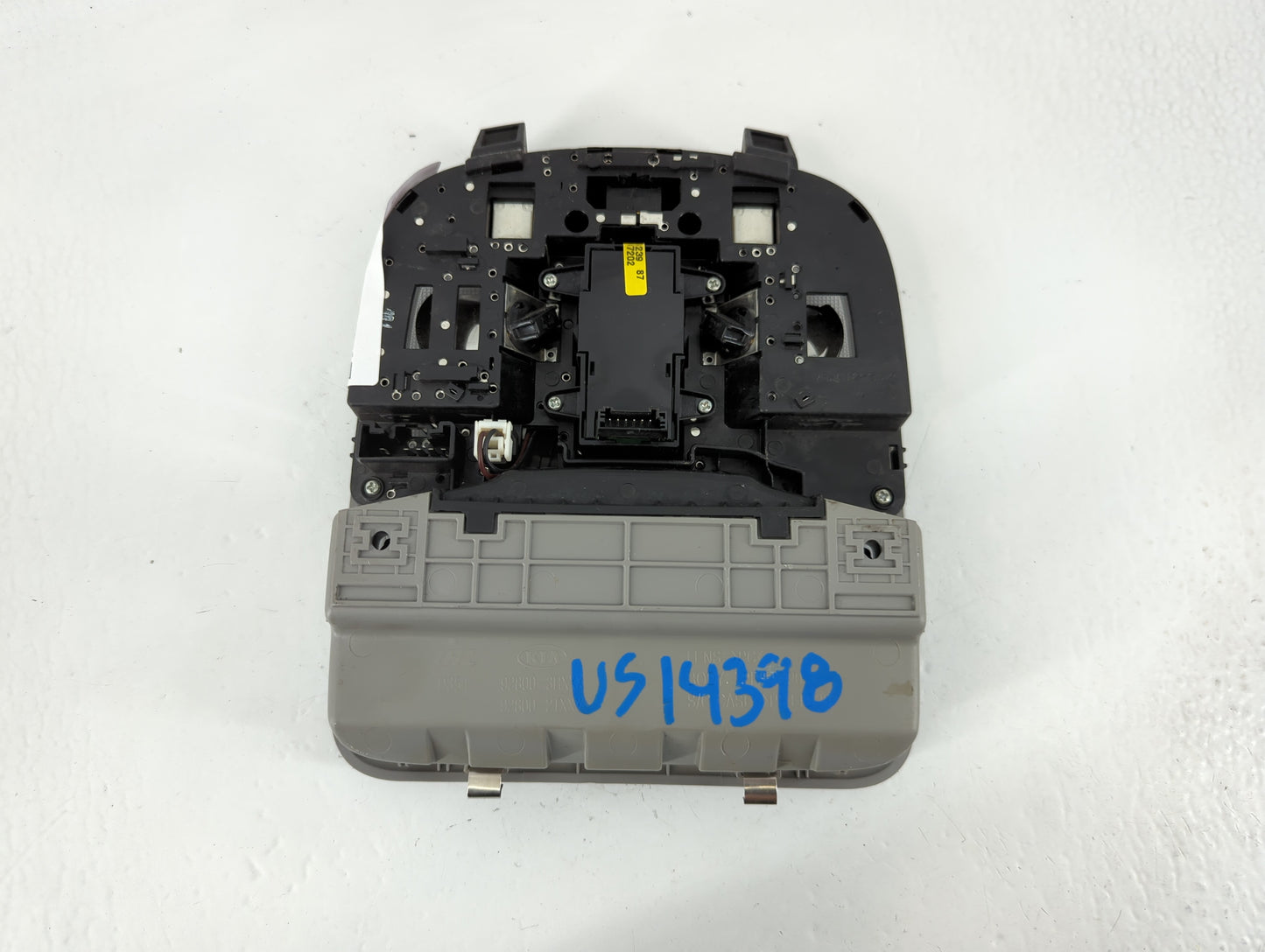 2012-2019 Dodge Journey Overhead Roof Console 762381 - Oemusedautoparts1.com