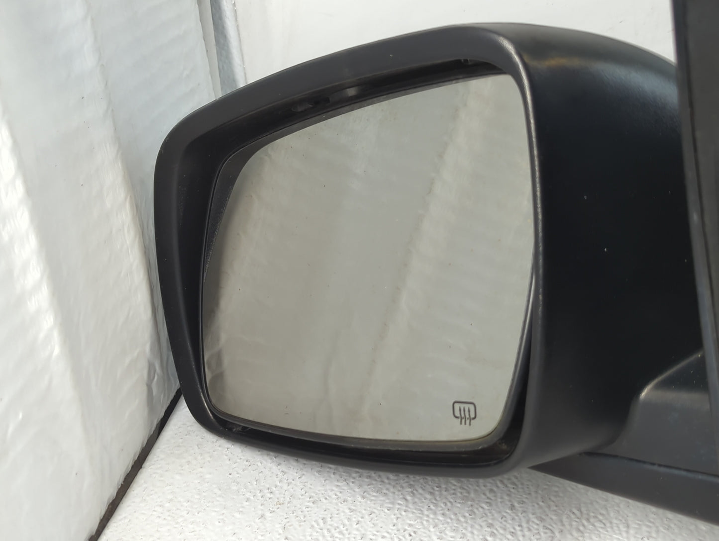 2015 Dodge Journey Driver Side View Mirror - Left Door Mirror OEM Used - Oemusedautoparts1.com