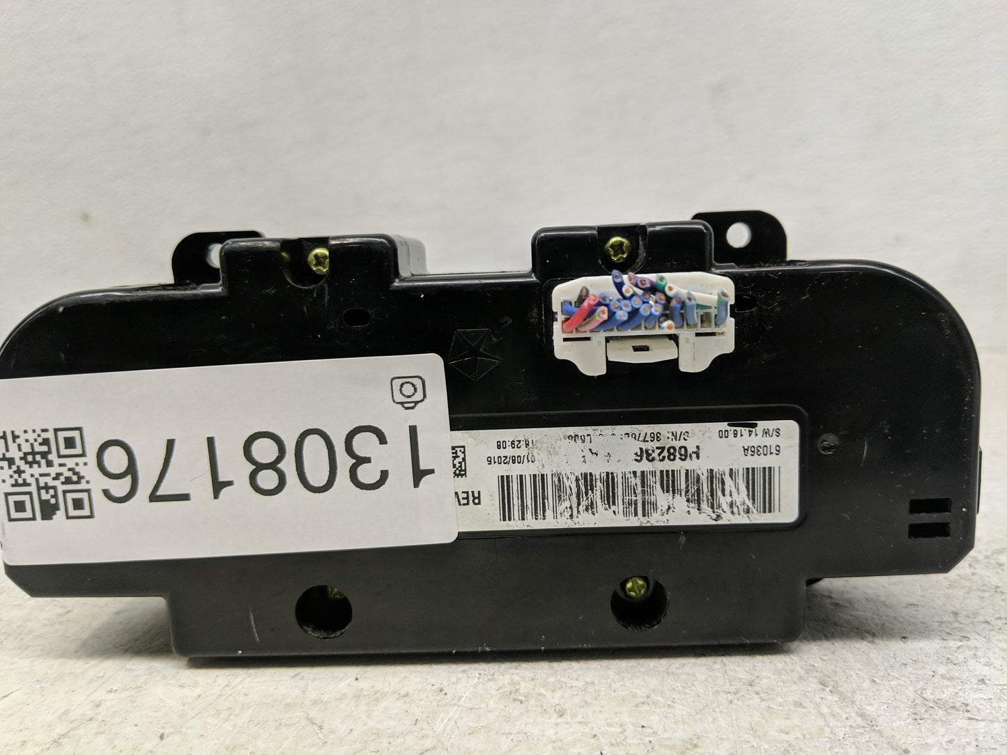 2015 Dodge Ram 1500 Climate Control Module Temperature AC/Heater Replacement Fits OEM Used Auto Parts - Oemusedautoparts1.co