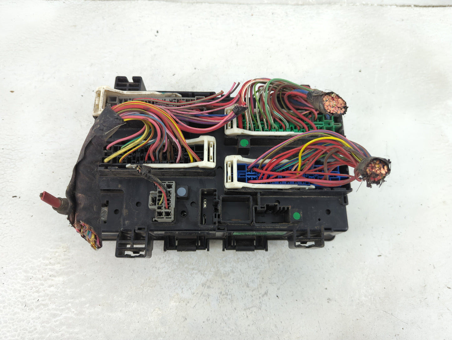 2015 Dodge Ram 1500 Fusebox Fuse Box Panel Relay Module P/N:7140-1980-30 Fits OEM Used Auto Parts - Oemusedautoparts1.com