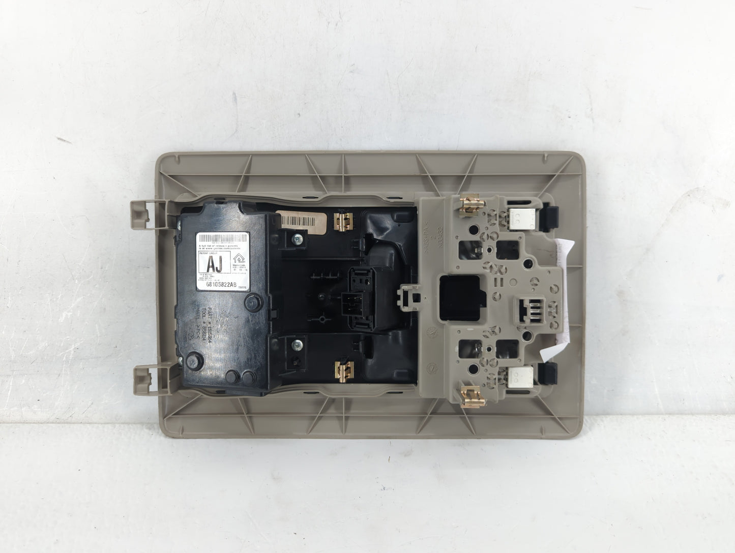 2015 Dodge Ram 1500 Center Floor Console P/N:68105822AB 20120730 Fits Fits 2013 2014 OEM Used Auto Parts - Oemusedautoparts1