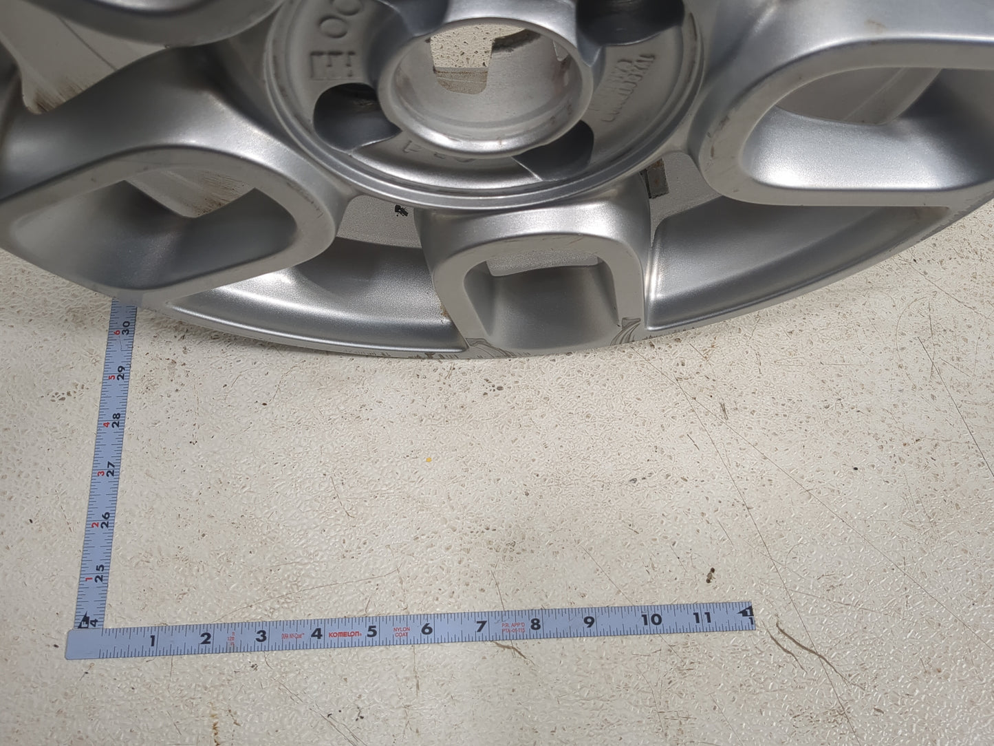2012-2018 Fiat 500 Oem Wheel Rim - Oemusedautoparts1.com