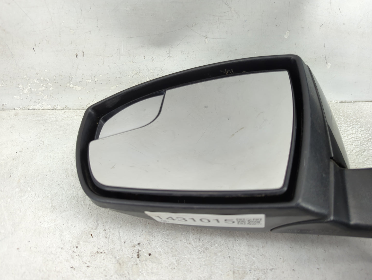 2015-2018 Ford C-Max Driver Side View Mirror - Left Door Mirror OEM Used - Oemusedautoparts1.com