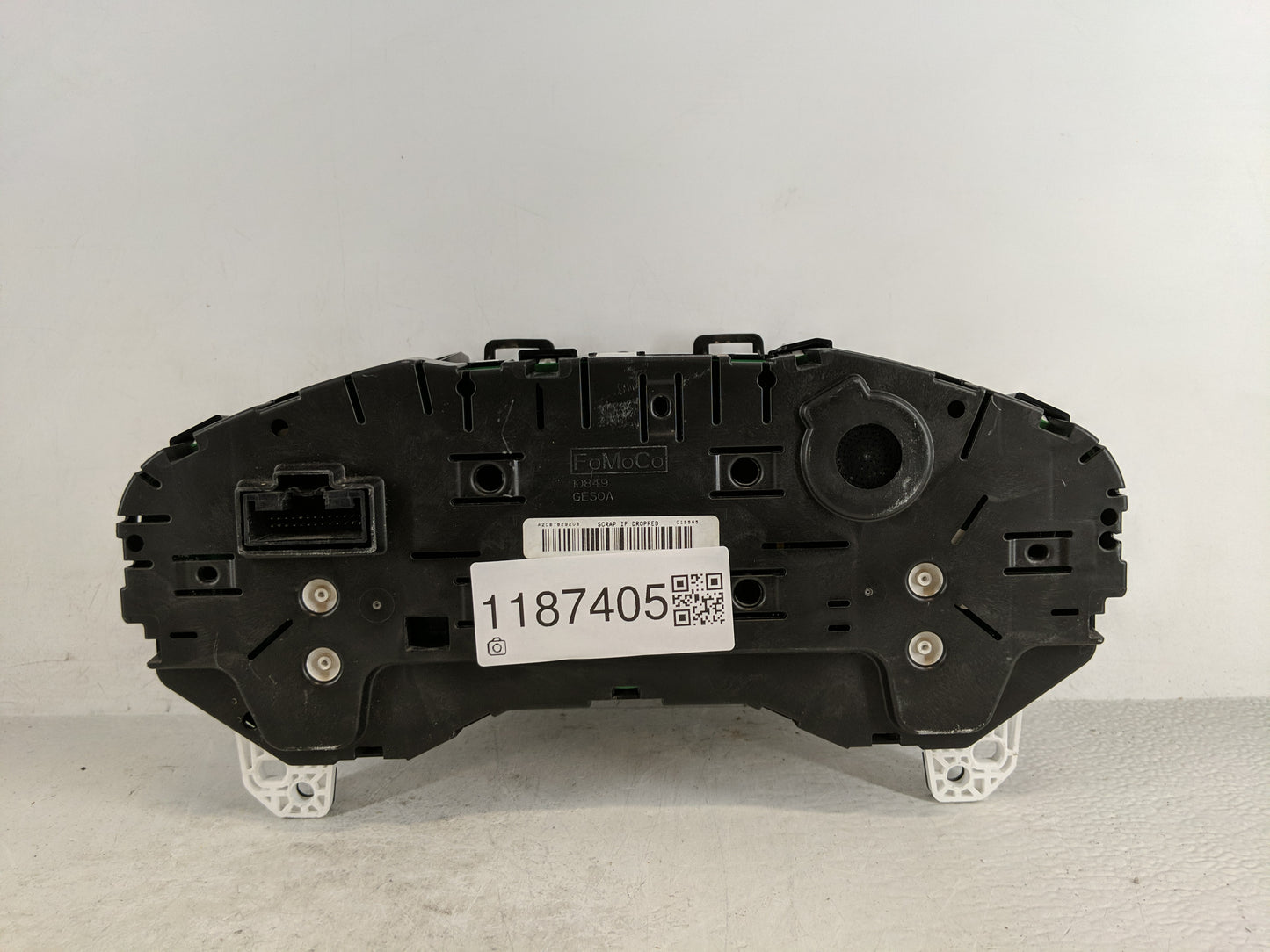 2015 Ford Edge Instrument Cluster Speedometer Gauges P/N:FT4T-10849-AG Fits OEM Used Auto Parts - Oemusedautoparts1.com