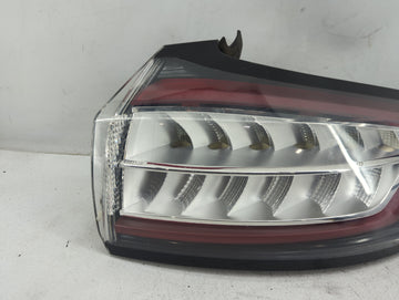 2015-2018 Ford Edge Tail Light Assembly Passenger Right OEM P/N:FT4B-13404-D FT4B-13404-C Fits Fits 2015 2016 2017 2018 OEM Used Auto Parts