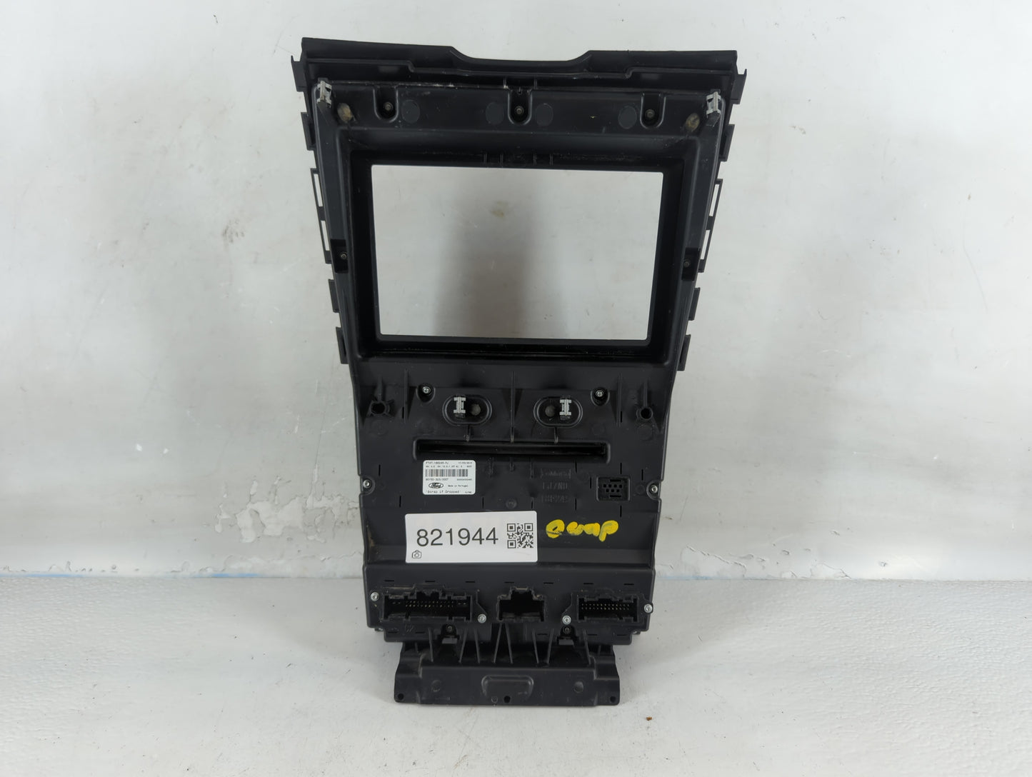 2015 Ford Edge Radio AM FM Cd Player Receiver Replacement P/N:FT4T-18E245-FJ Fits OEM Used Auto Parts - Oemusedautoparts1.co
