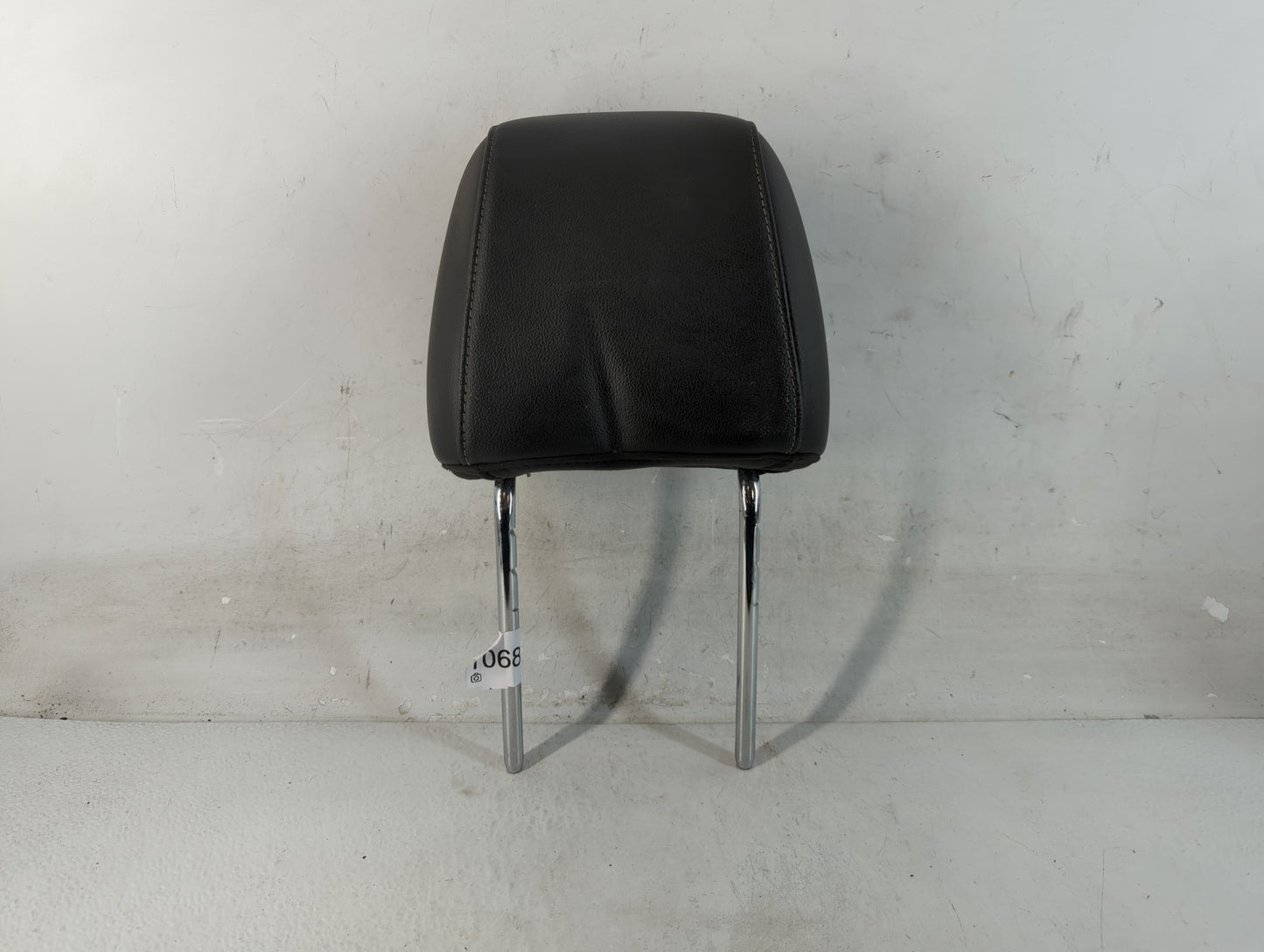 2013-2015 Ford Escape Headrest Head Rest Front Driver Passenger Seat Fits Fits 2013 2014 2015 OEM Used Auto Parts - Oemuseda