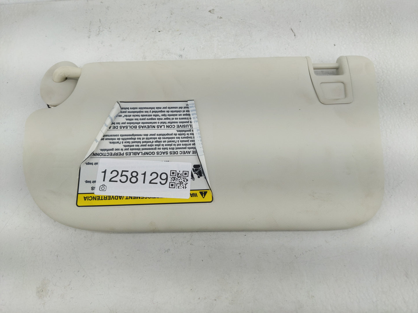 2013-2019 Ford Escape Sun Visor Shade Replacement Passenger Right Mirror Fits Fits 2013 2014 2015 2016 2017 2018 2019 OEM Us