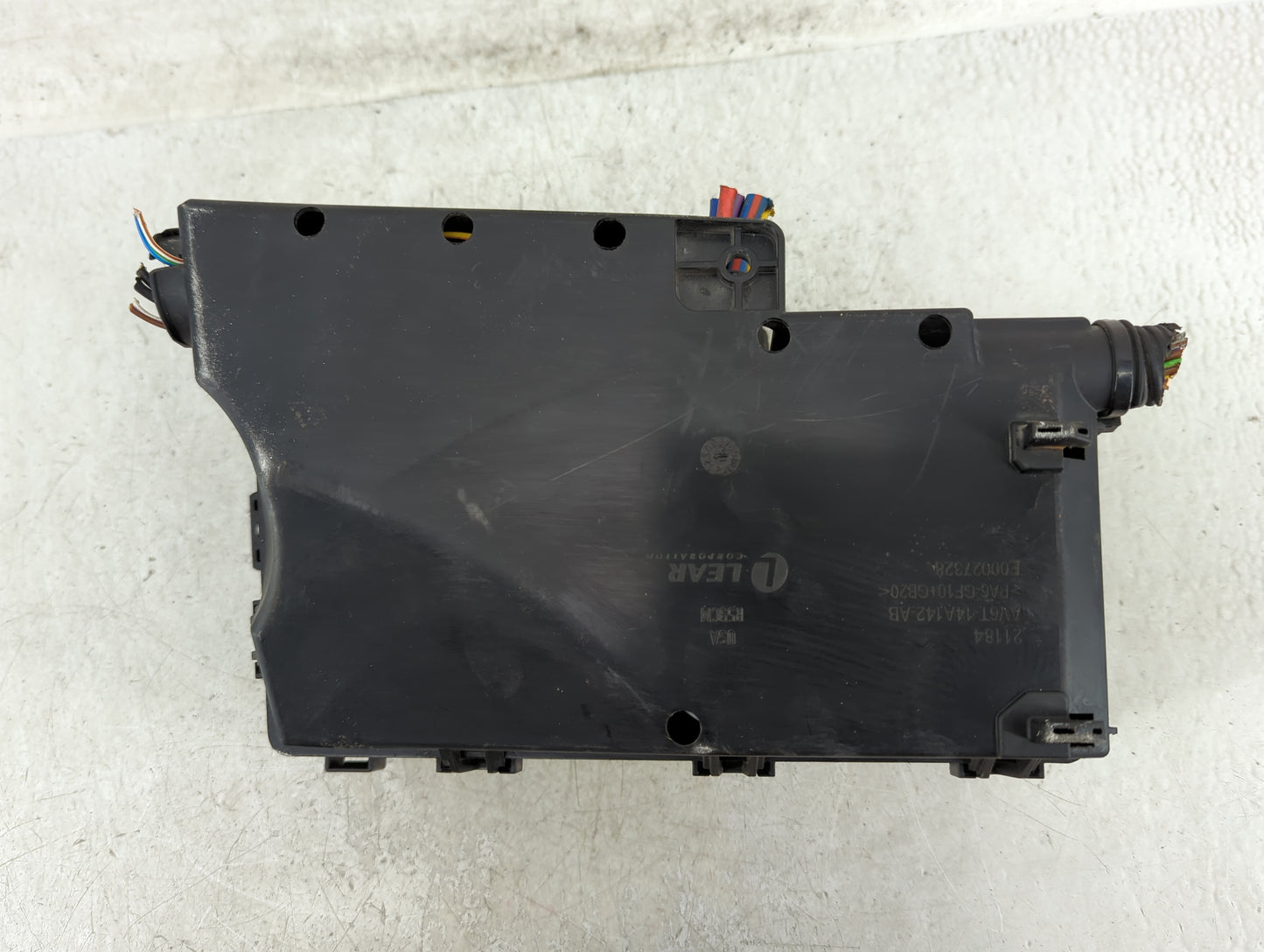 2013-2016 Ford Escape Fusebox Fuse Box Panel Relay Module P/N:AV6T-14A142-AB Fits Fits 2013 2014 2015 2016 OEM Used Auto Par